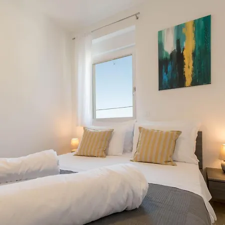 Moon Apartament *